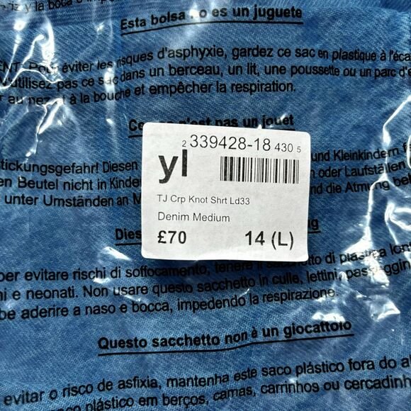 Tommy Jeans NWT Short Sleeve TJW CROP KNOT DENIM SHIRT - Picture 8 of 8